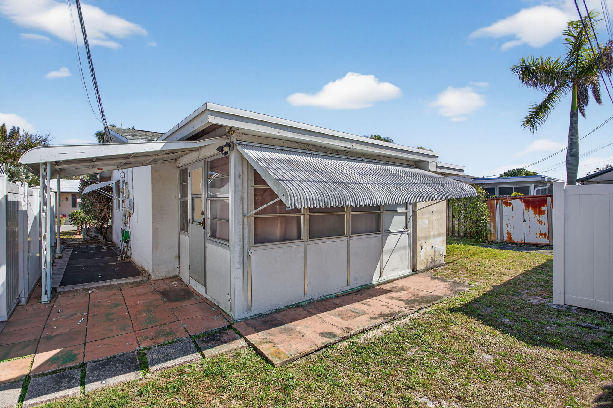 TAMARAC LAKES - Residential