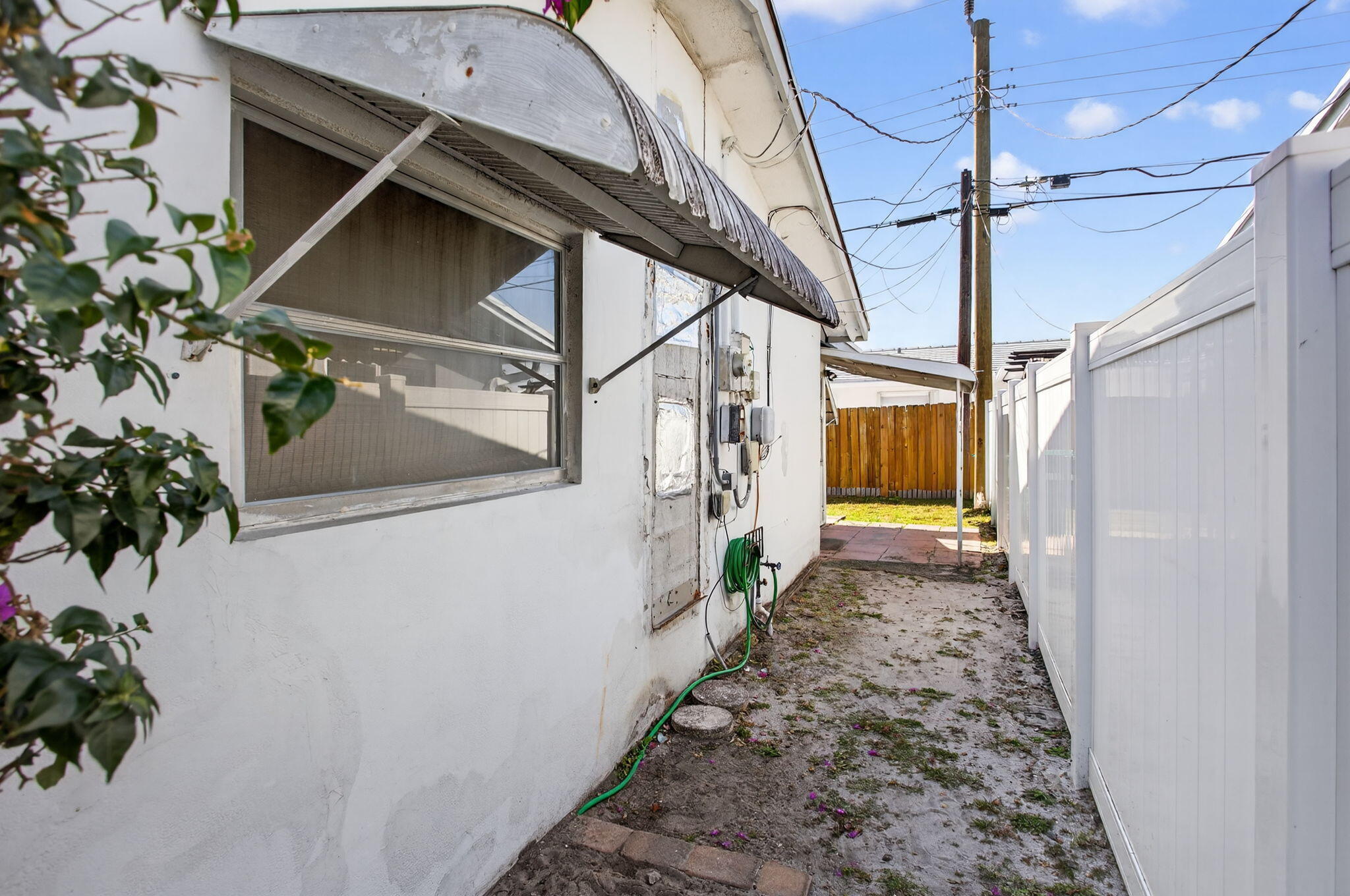 TAMARAC LAKES - Residential