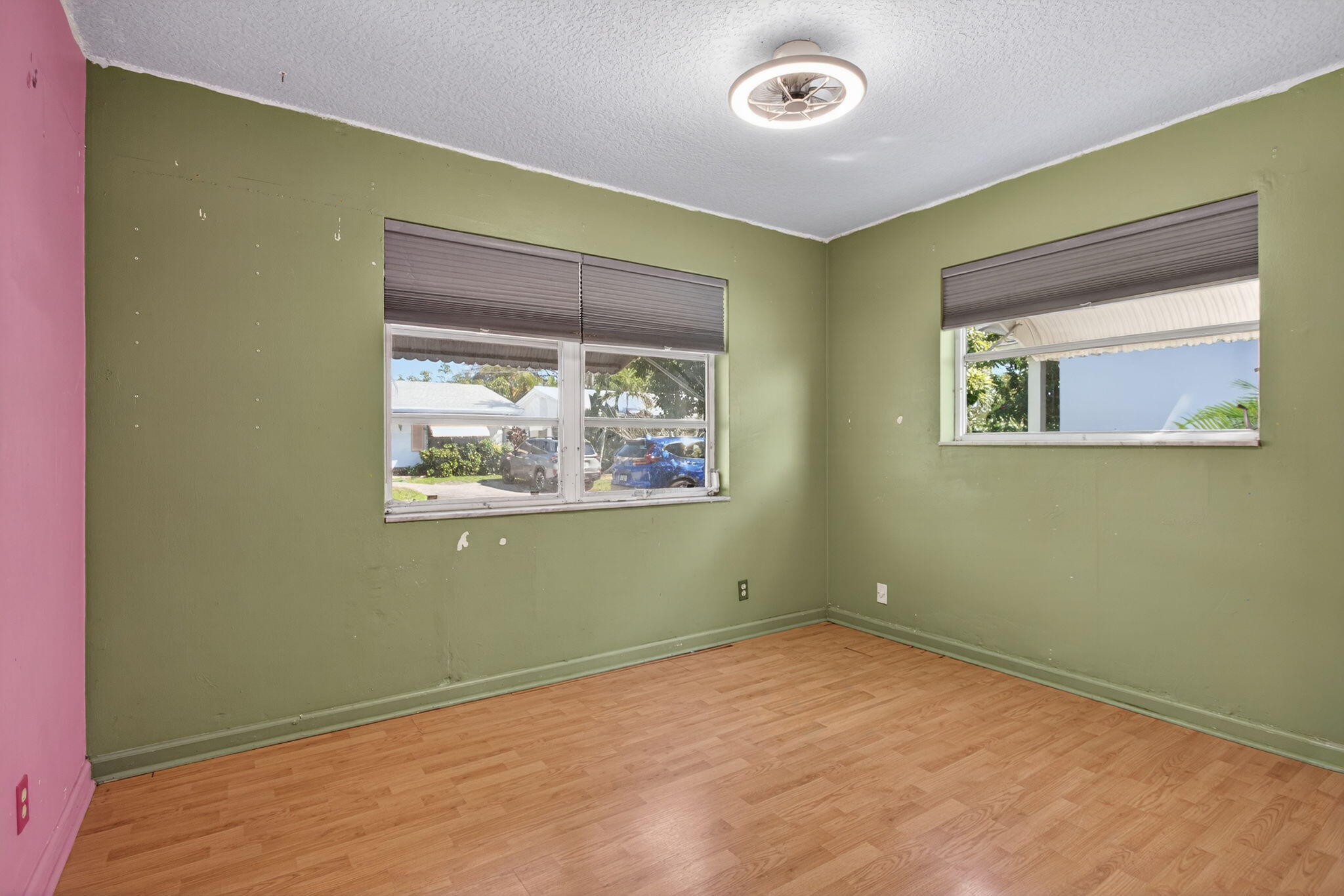 TAMARAC LAKES - Residential