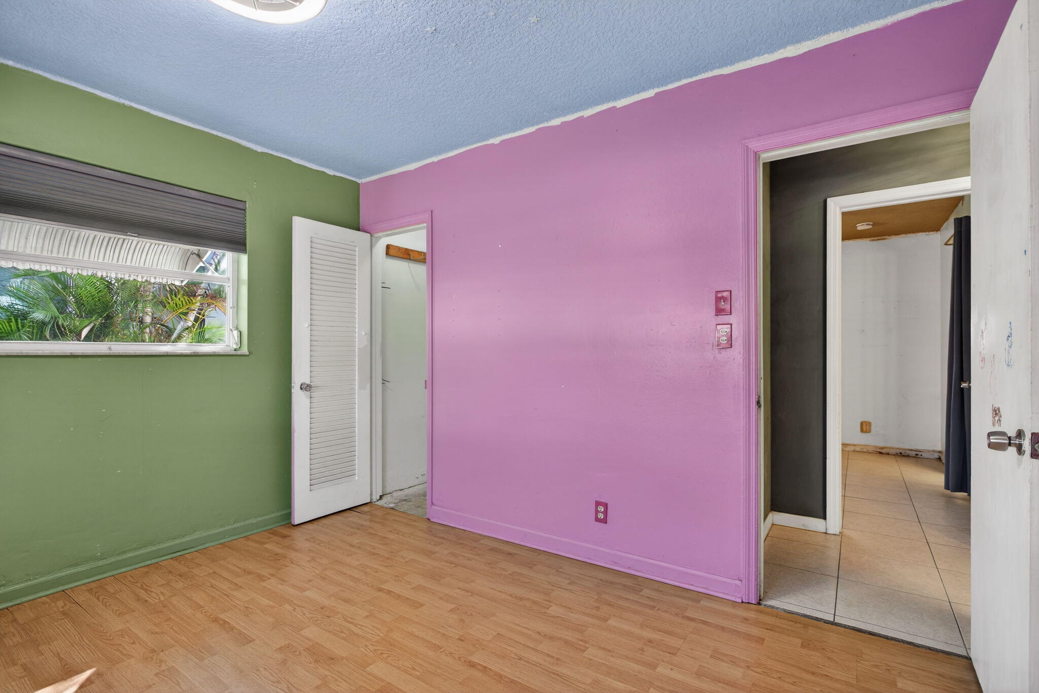 TAMARAC LAKES - Residential