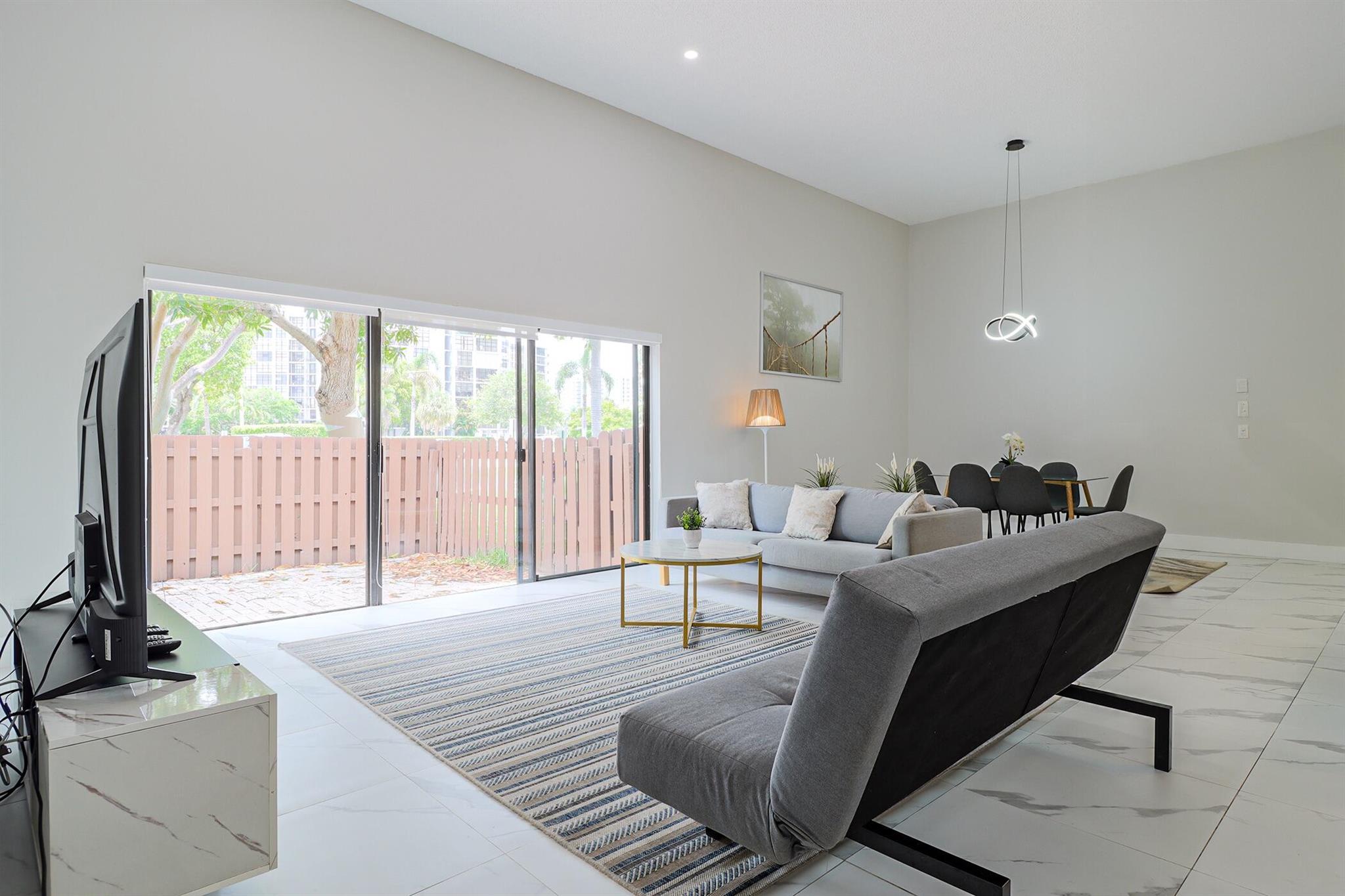 HARBOURWOOD SKETCH OF SUR - Residential Lease