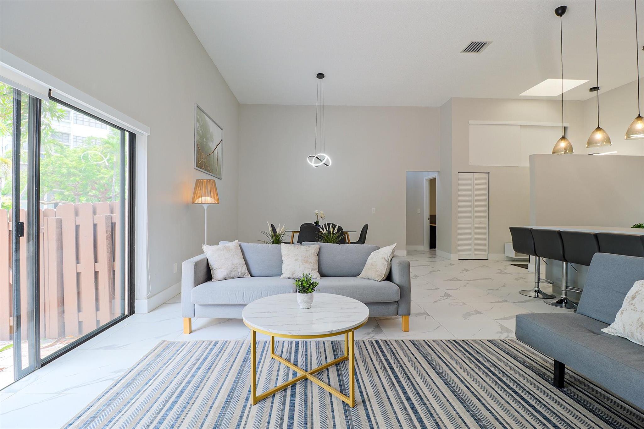 HARBOURWOOD SKETCH OF SUR - Residential Lease