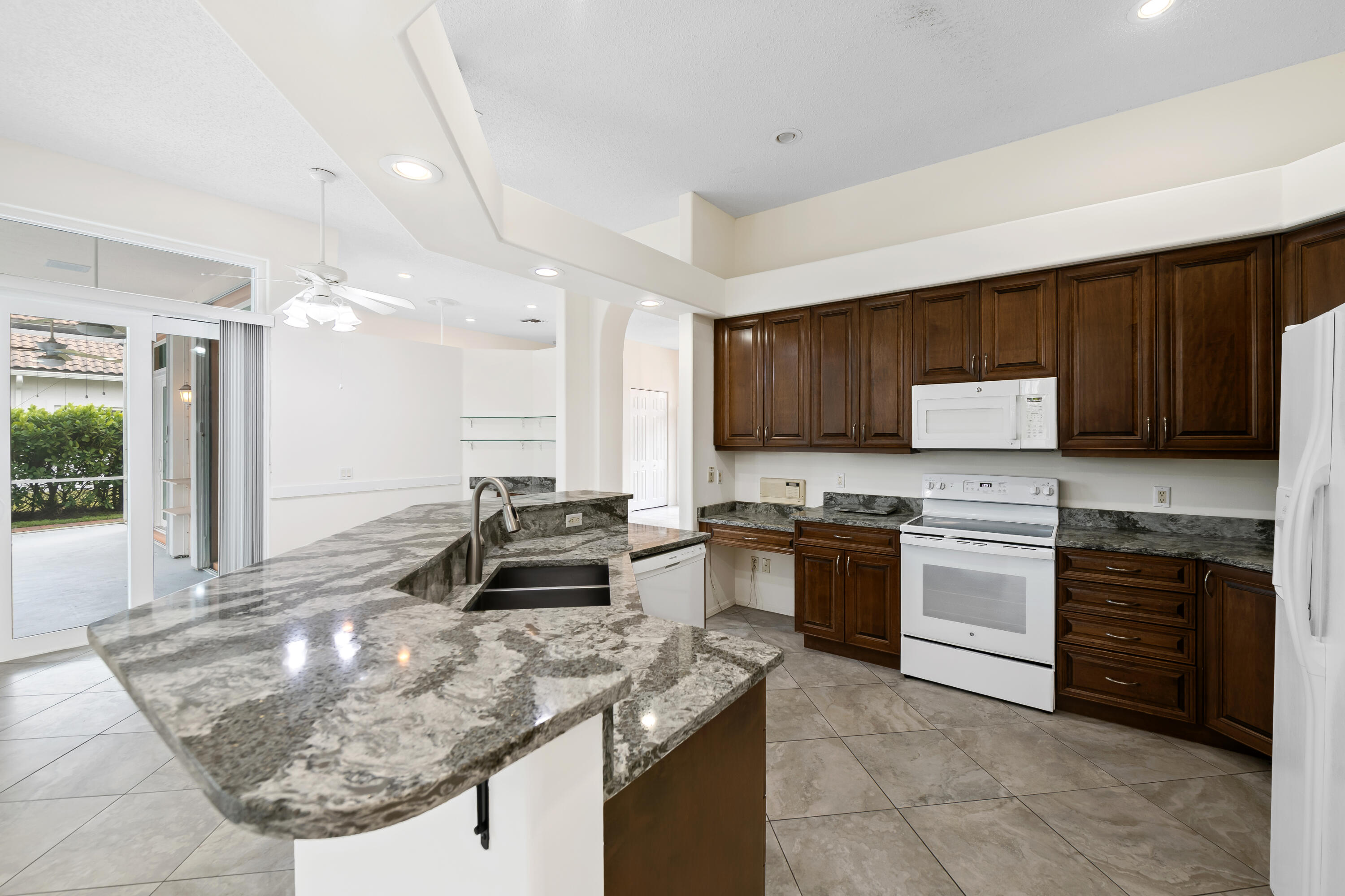 BEAR LAKES ESTATES NORTH - Residential