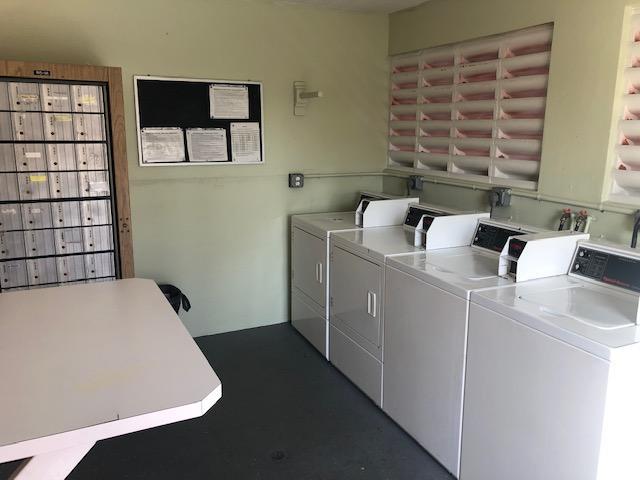 CRESTHAVEN VILLAS CONDO 19 - Residential