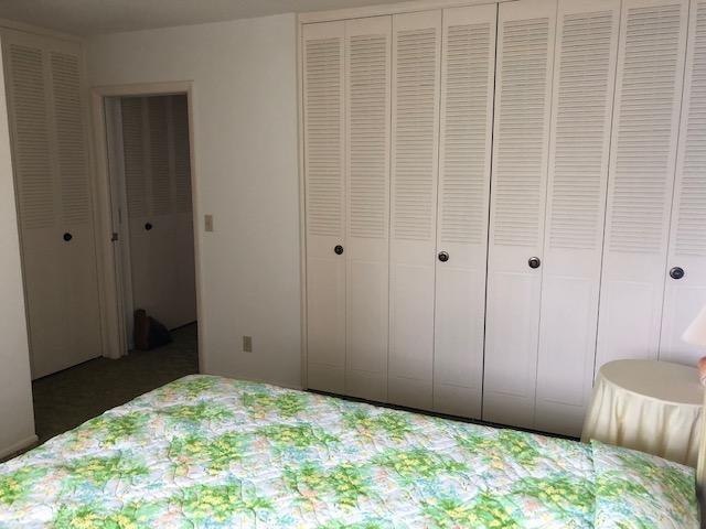 CRESTHAVEN VILLAS CONDO 19 - Residential