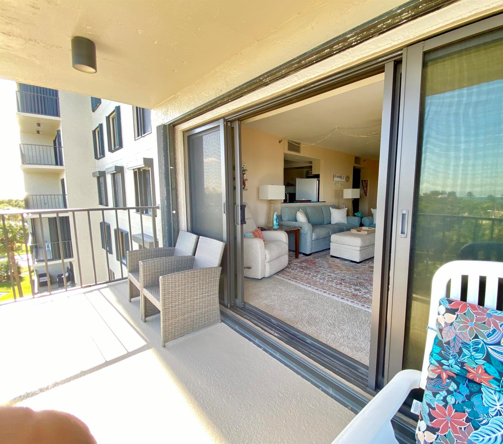 SEA POINTE TOWERS OF FORT - Residential