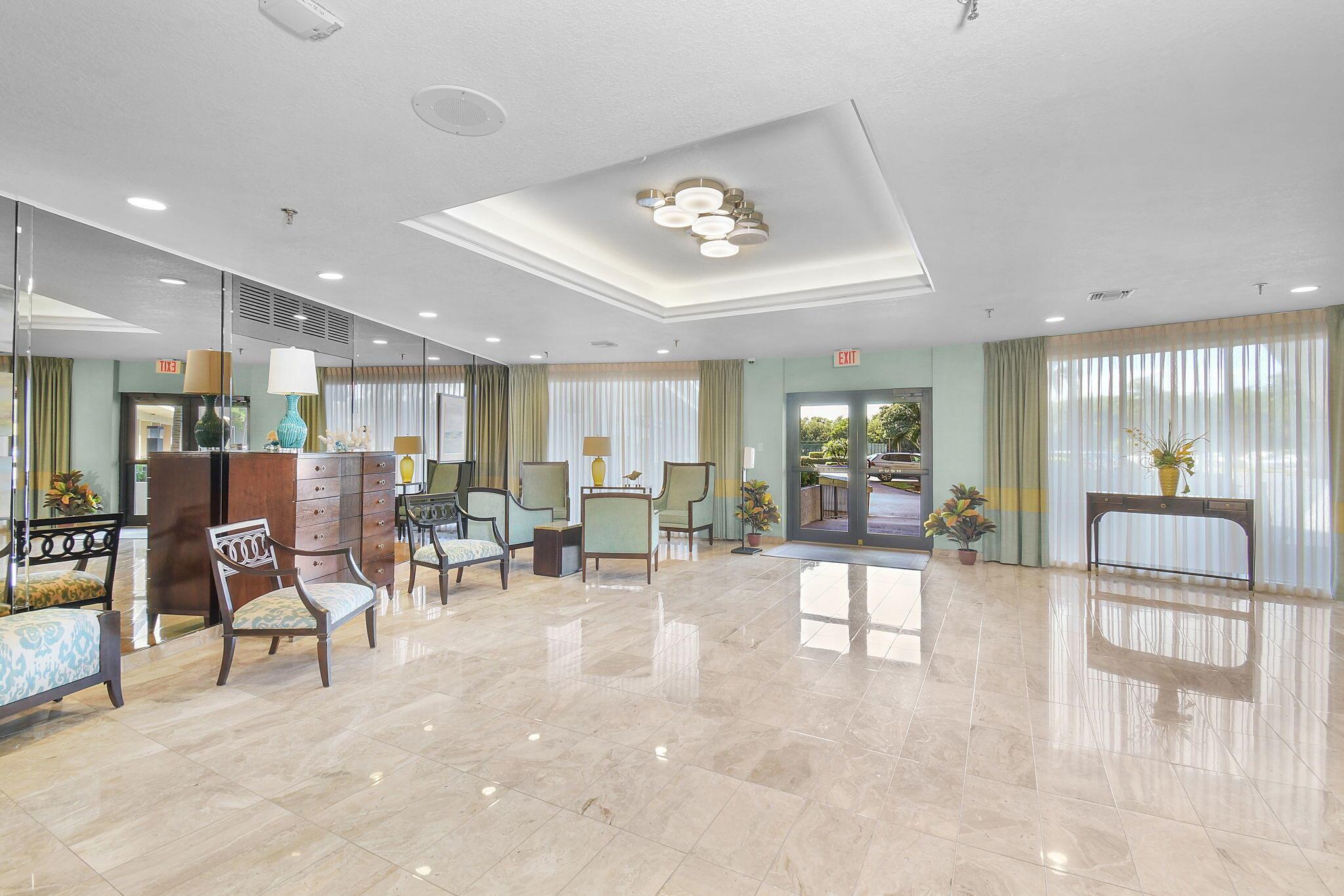 SEA POINTE TOWERS OF FORT - Residential