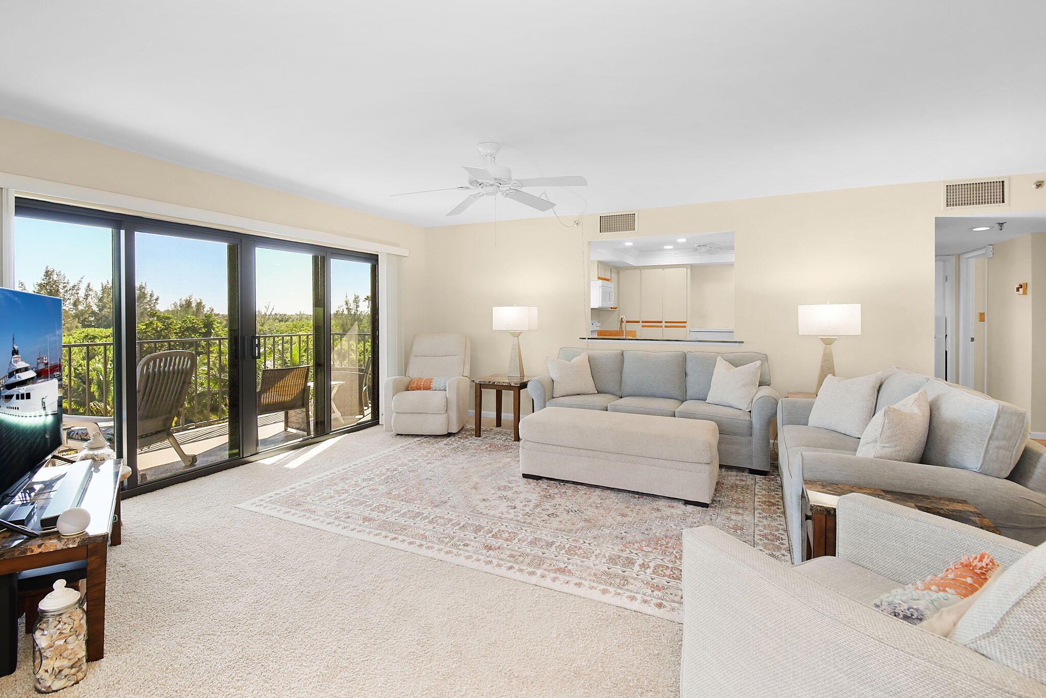 SEA POINTE TOWERS OF FORT - Residential