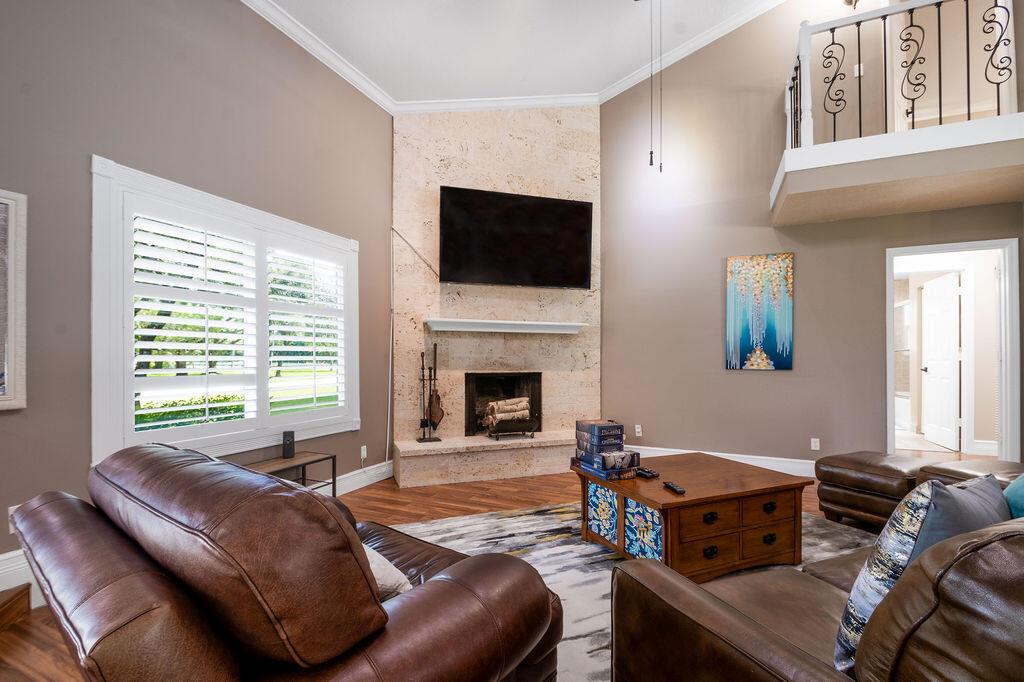 PALM BEACH FARMS CO 3 - Residential