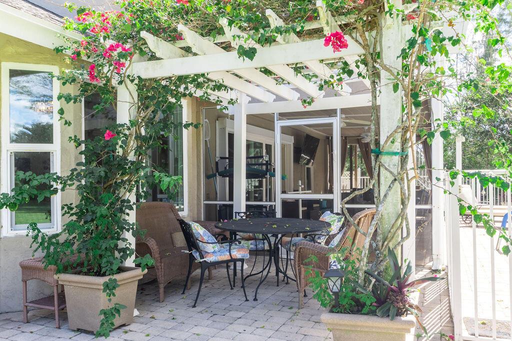 PALM BEACH FARMS CO 3 - Residential