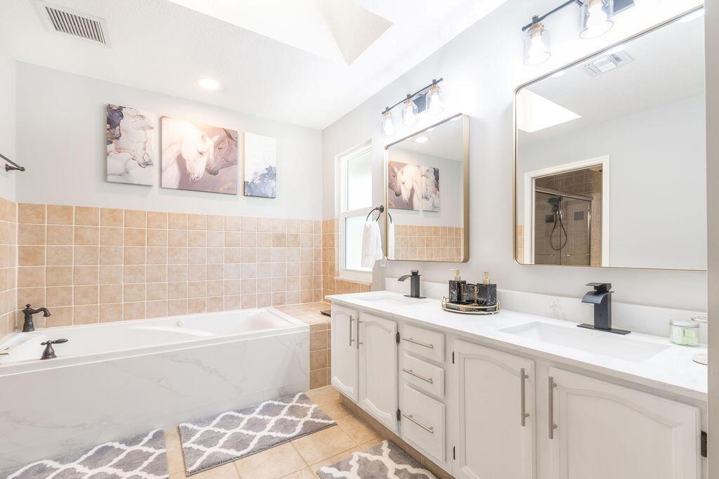 PALM BEACH FARMS CO 3 - Residential