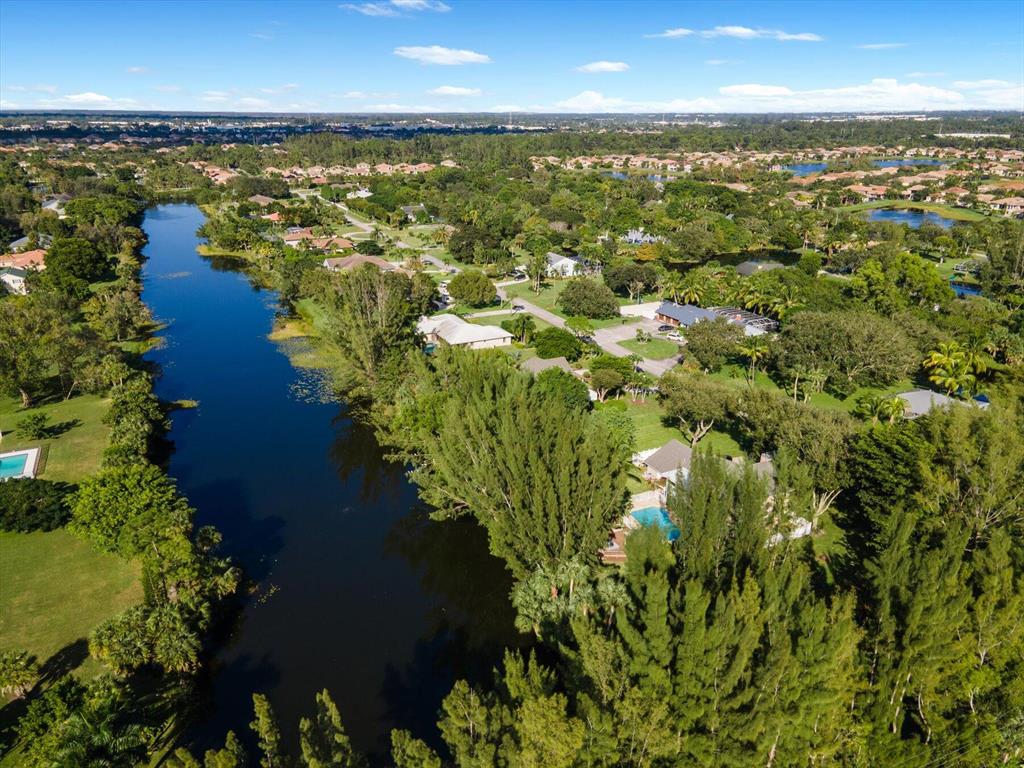 PALM BEACH FARMS CO 3 - Residential