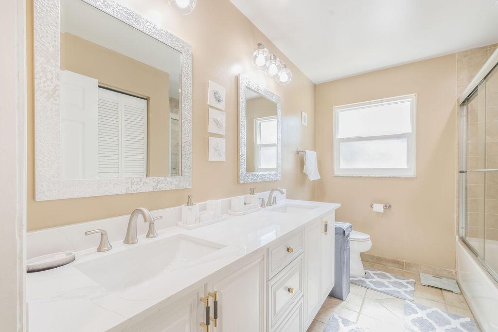 PALM BEACH FARMS CO 3 - Residential