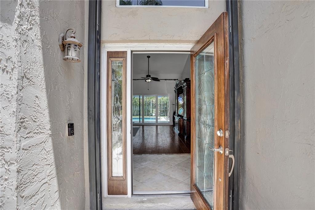 Meadows 300 01 - Residential