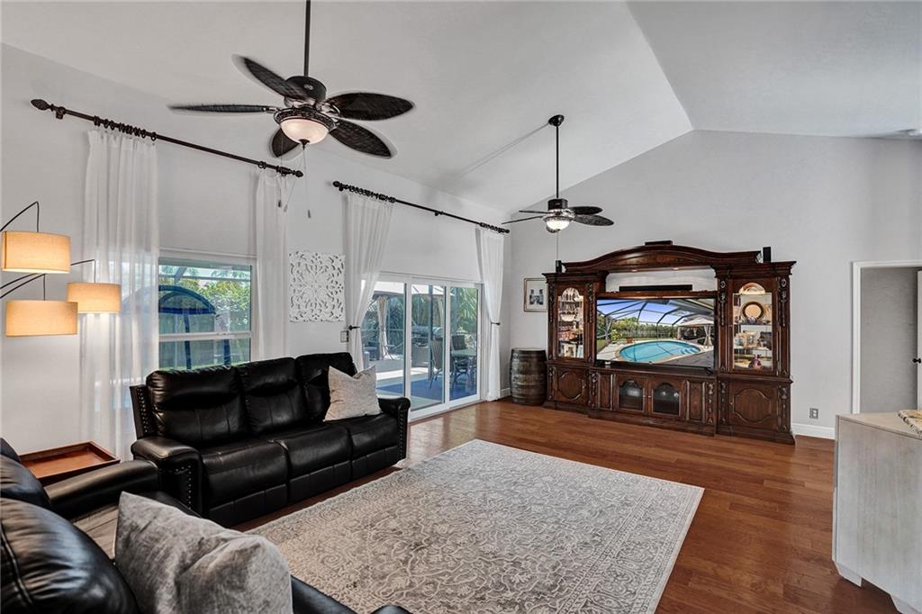 Meadows 300 01 - Residential