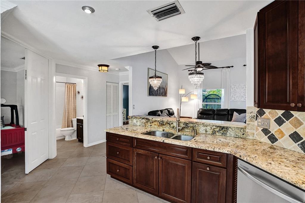 Meadows 300 01 - Residential