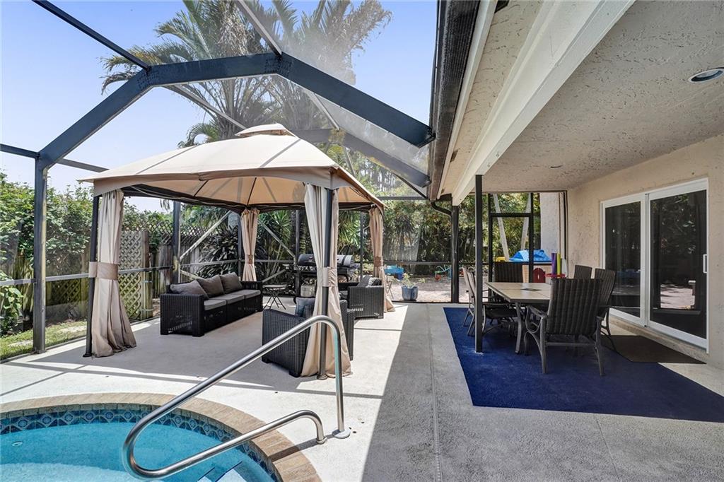 Meadows 300 01 - Residential