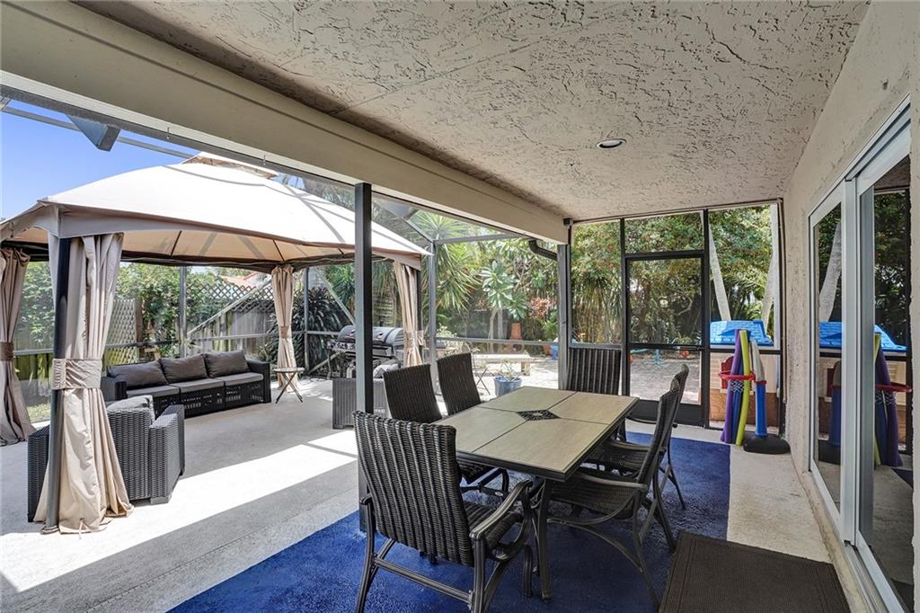 Meadows 300 01 - Residential