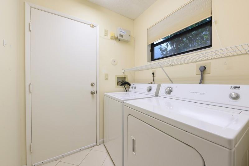 HUNTINGTON POINTE - Residential