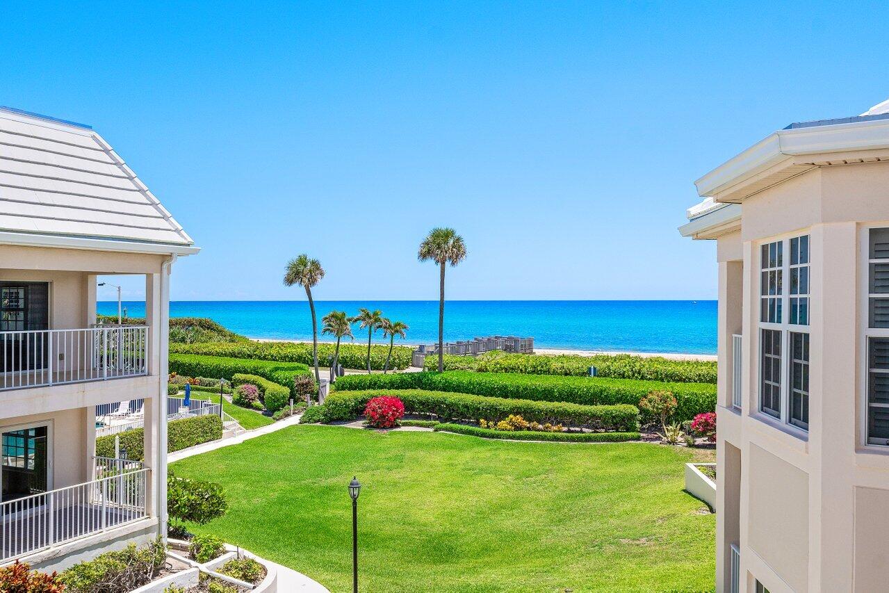 VILLAS OF OCEAN RIDGE CONDO - Residential