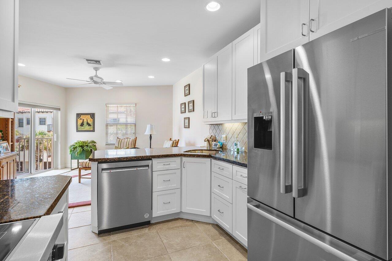 VILLAS OF OCEAN RIDGE CONDO - Residential