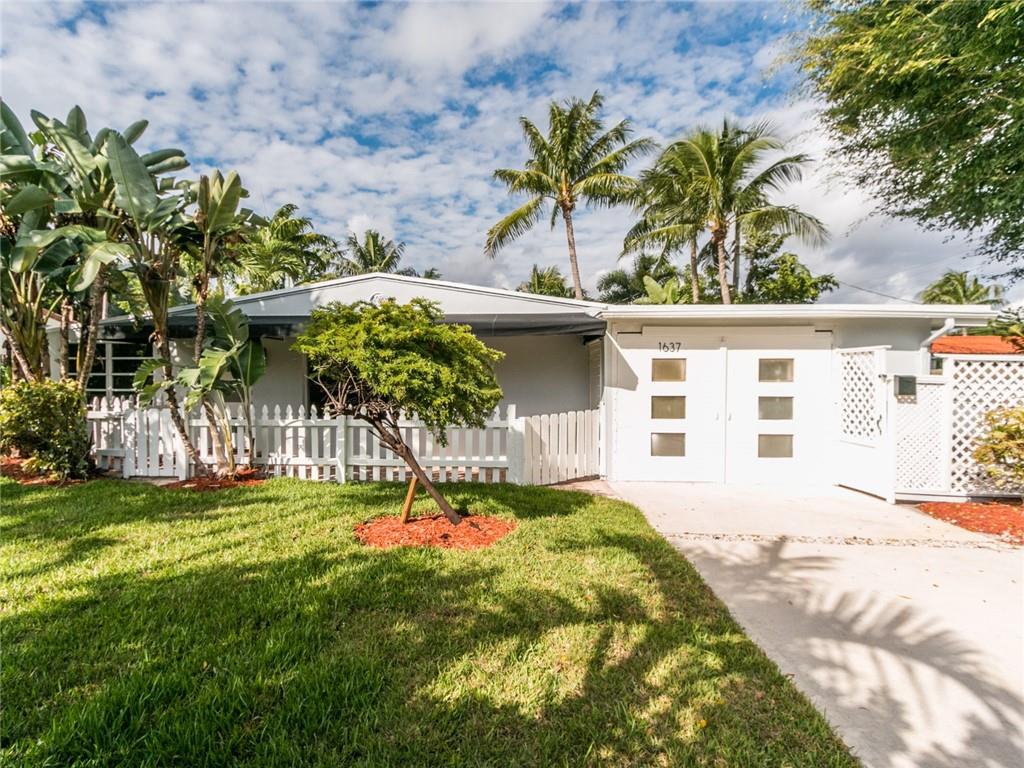 Poinsettia Heights - Residential