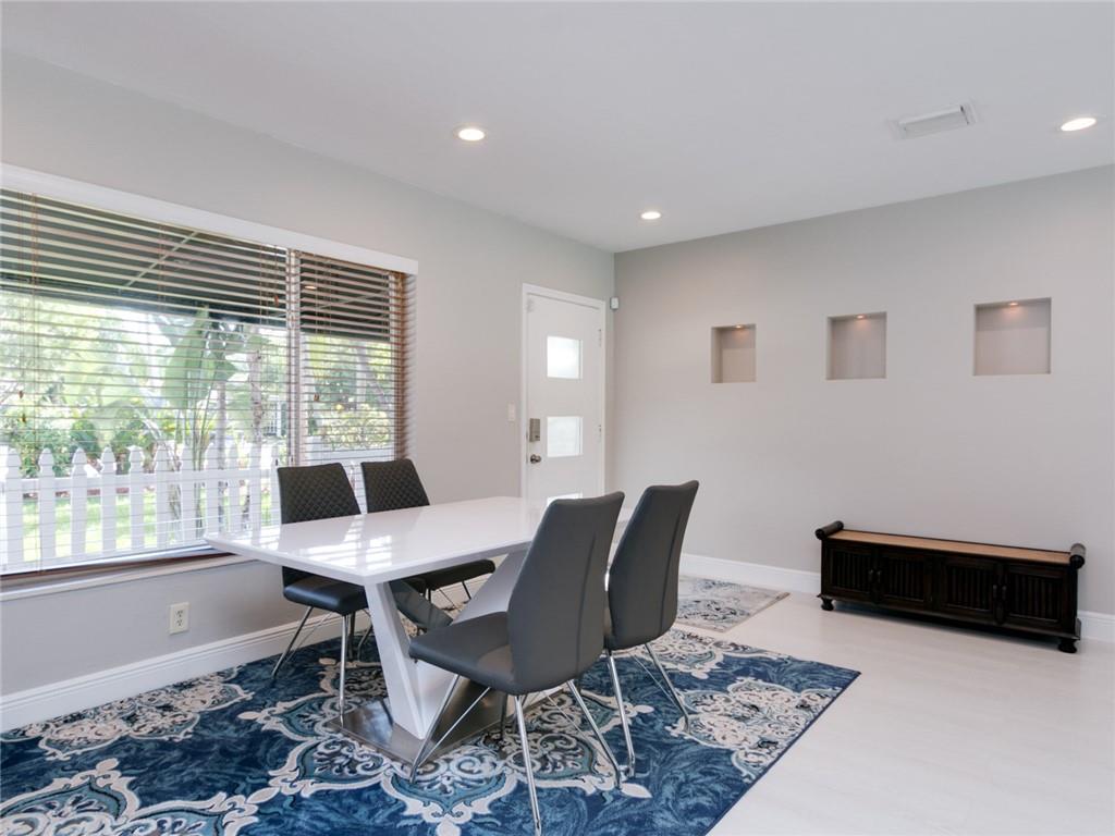 Poinsettia Heights - Residential