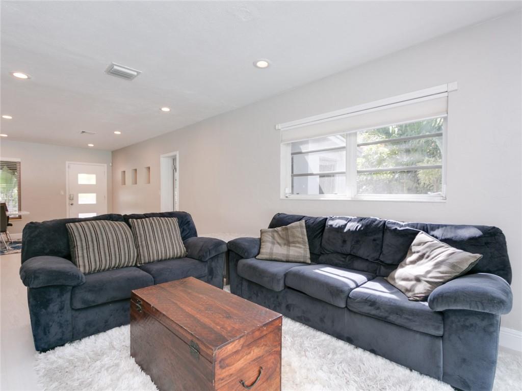 Poinsettia Heights - Residential