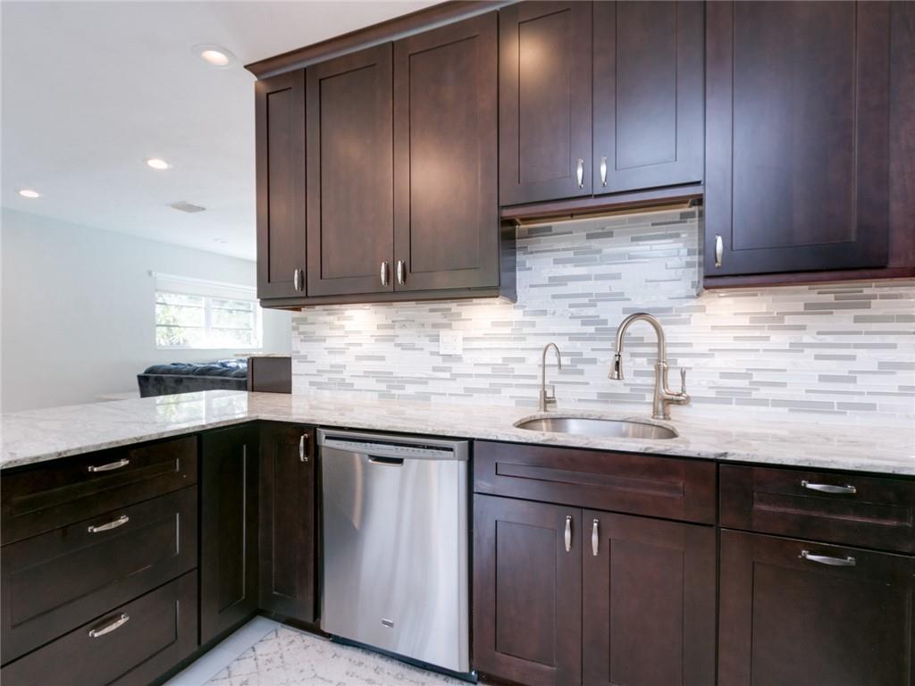Poinsettia Heights - Residential