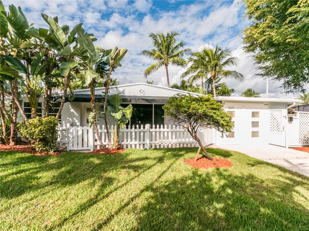 Poinsettia Heights - Residential