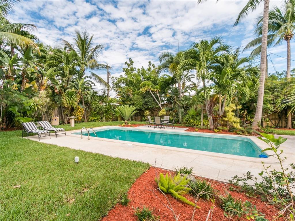 Poinsettia Heights - Residential