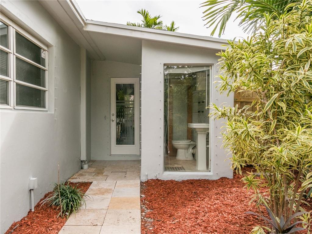 Poinsettia Heights - Residential