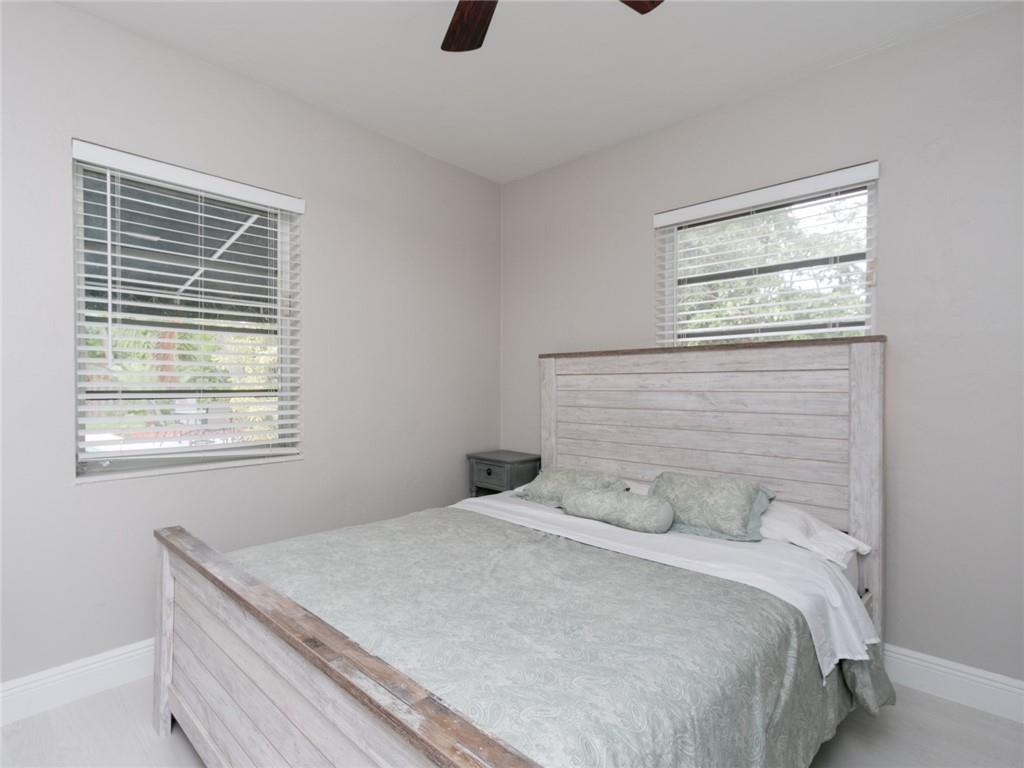 Poinsettia Heights - Residential