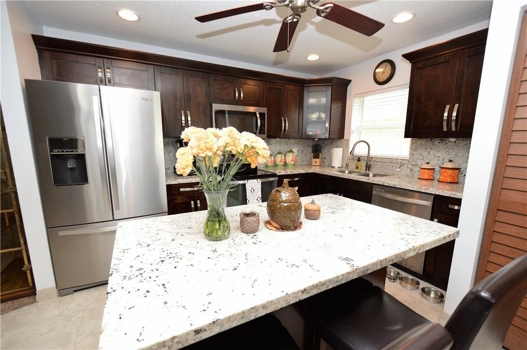 NORTH LAUDERDALE VILLAGE - Residential