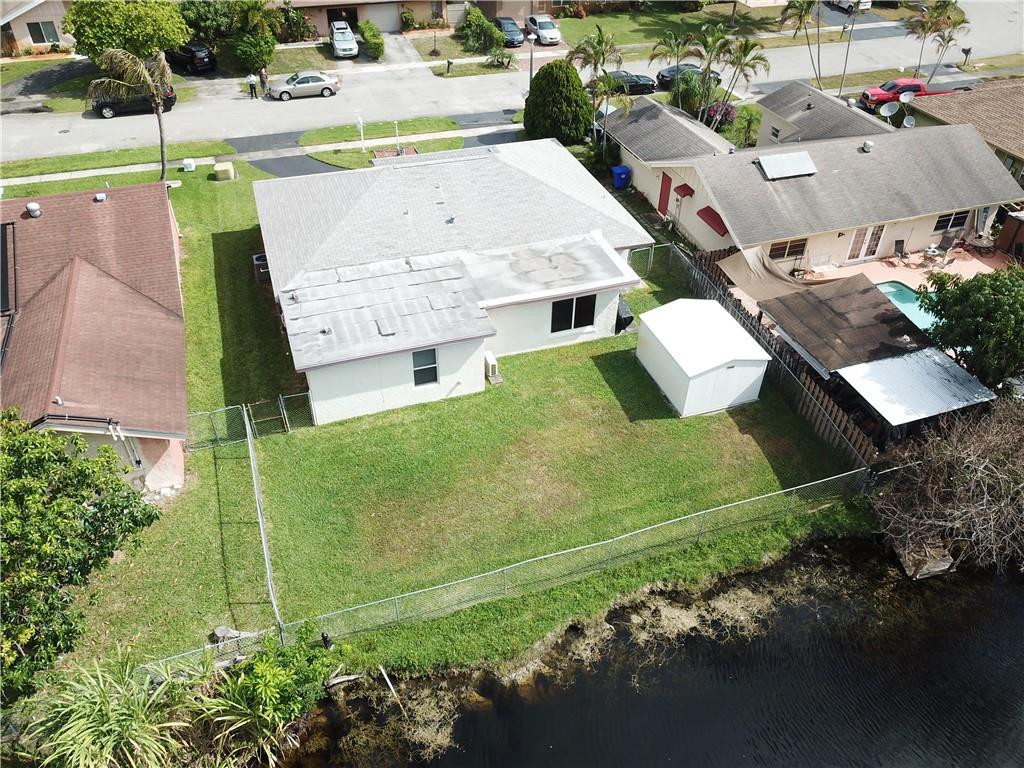 NORTH LAUDERDALE VILLAGE - Residential