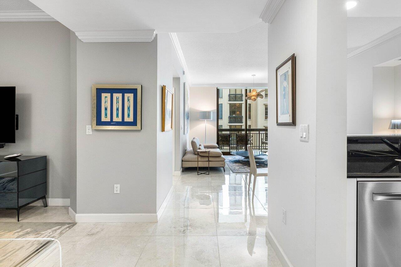 801 S Olive Avenue 1012, West Palm Beach, FL, 33401/$768,000 3 801 S Olive Avenue 1012