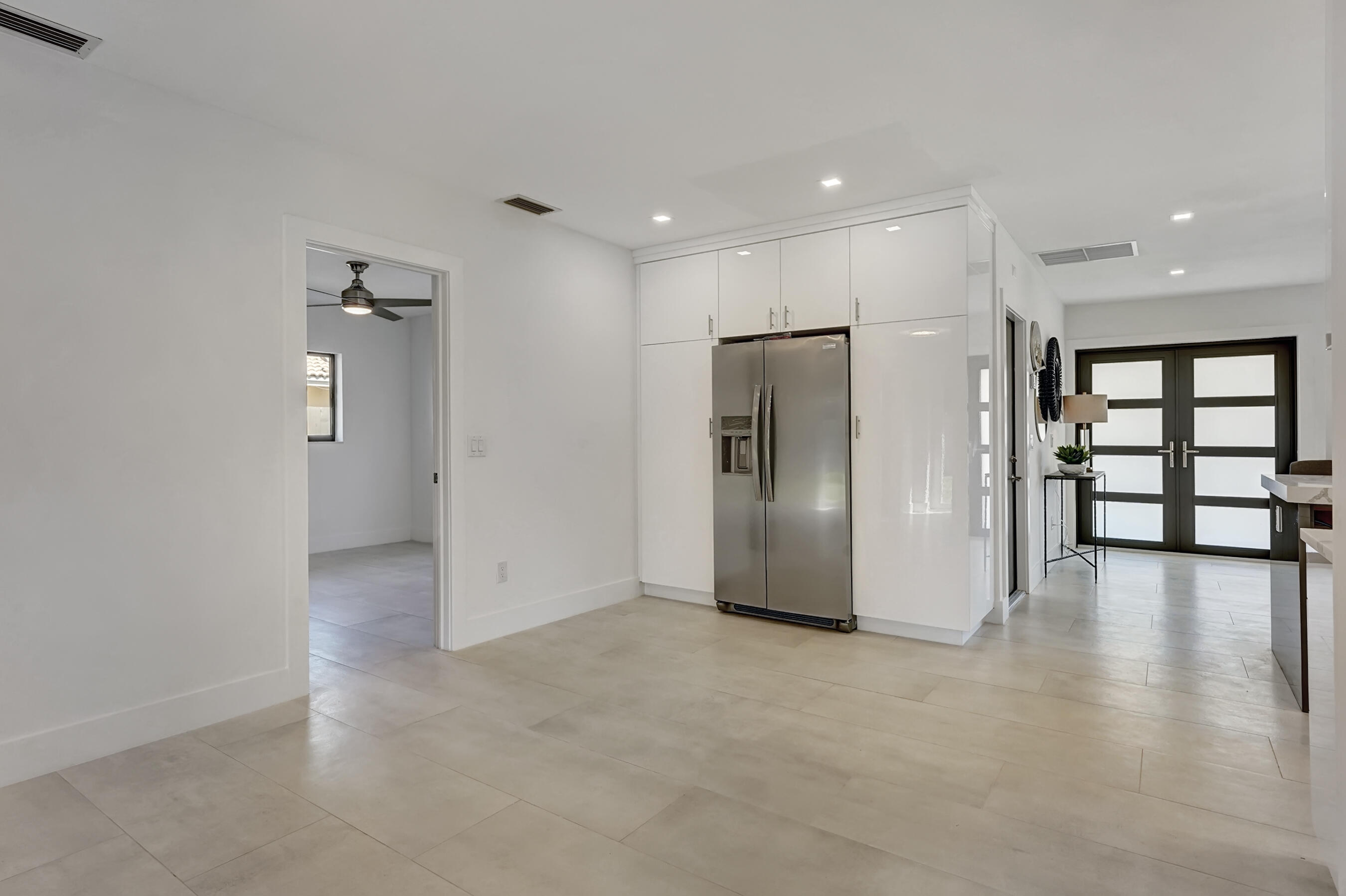 BOCA RATON SQUARE UNIT 8 - Residential