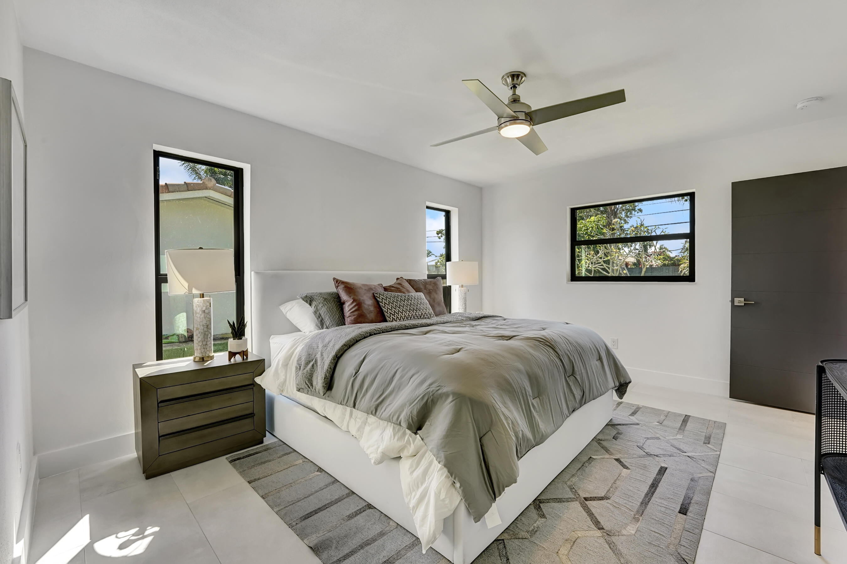 BOCA RATON SQUARE UNIT 8 - Residential