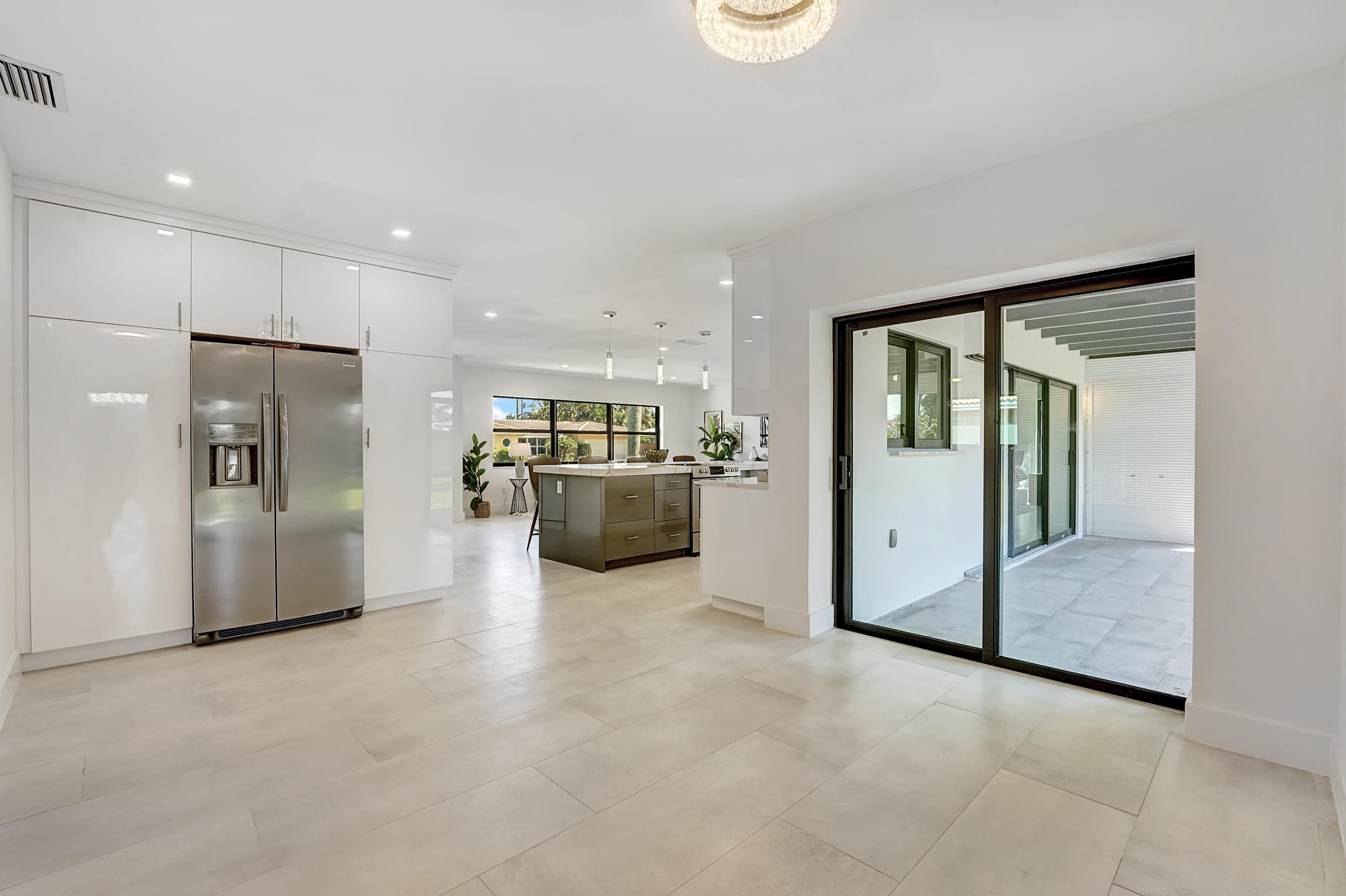 BOCA RATON SQUARE UNIT 8 - Residential