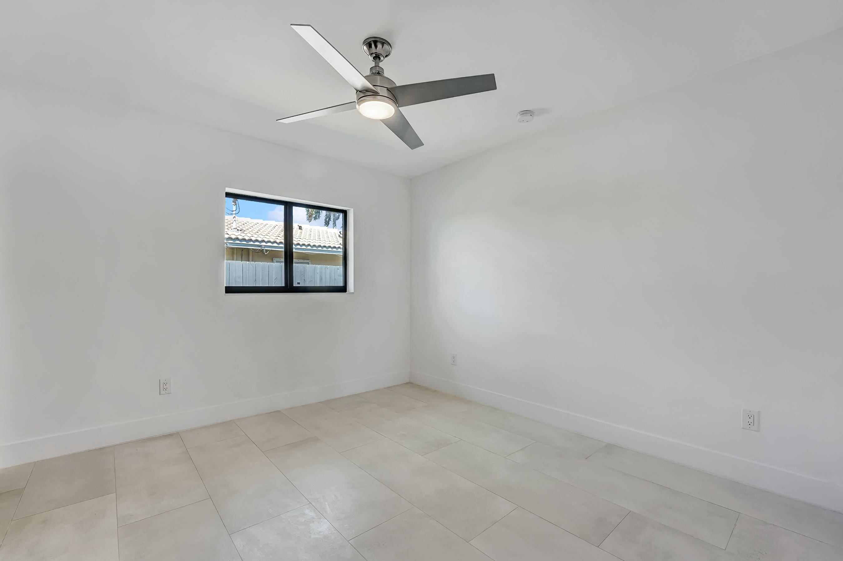BOCA RATON SQUARE UNIT 8 - Residential