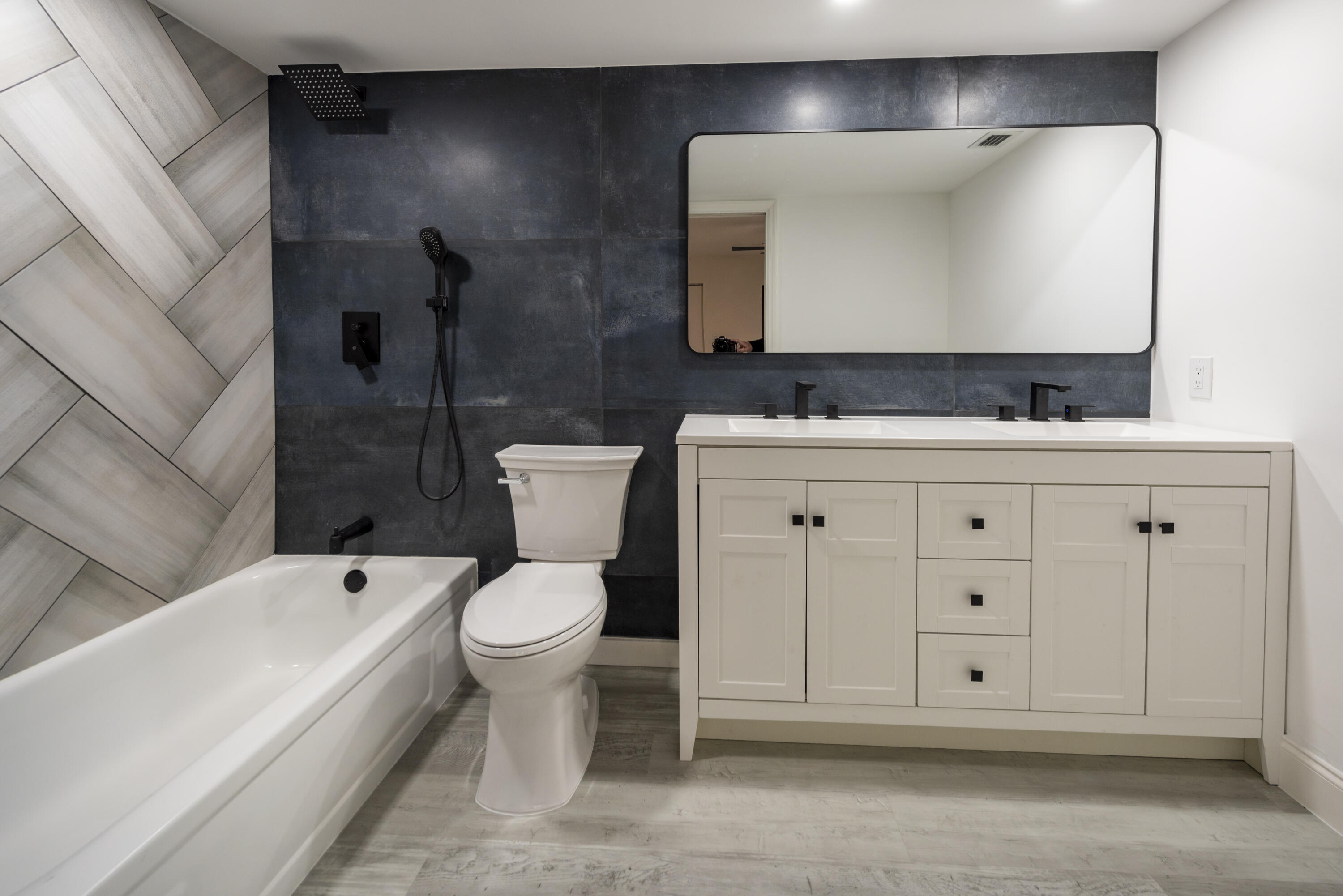 Wymoor Lucaya Village - Residential