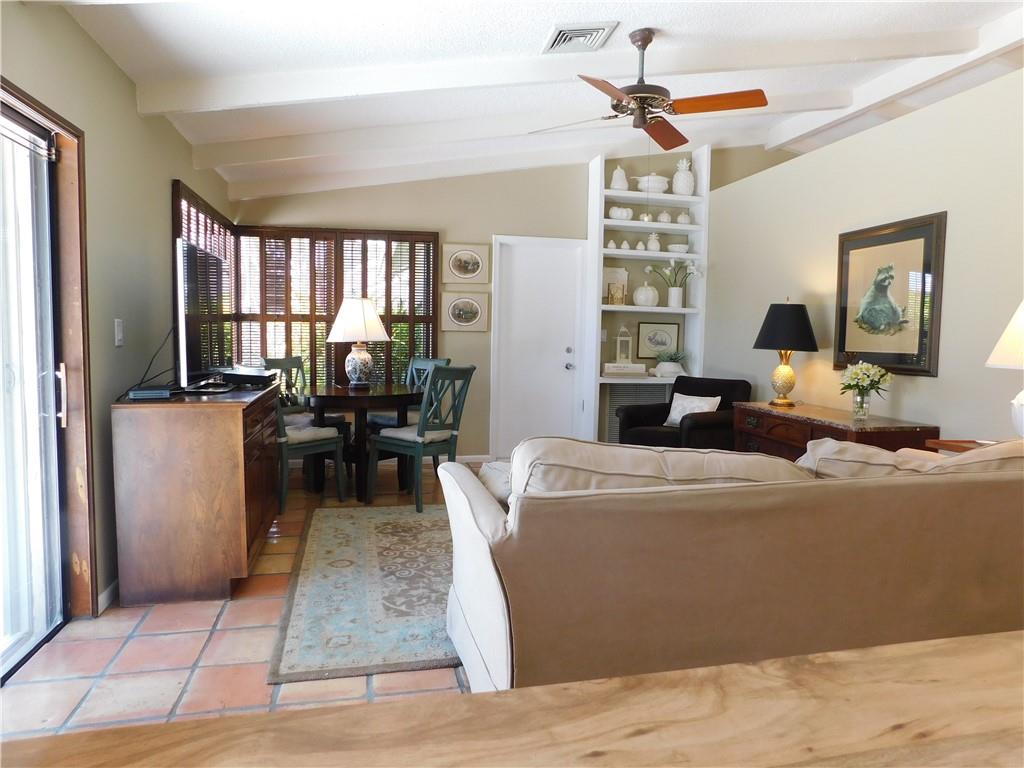 Jacaranda Lakes Sec 1 92- - Residential