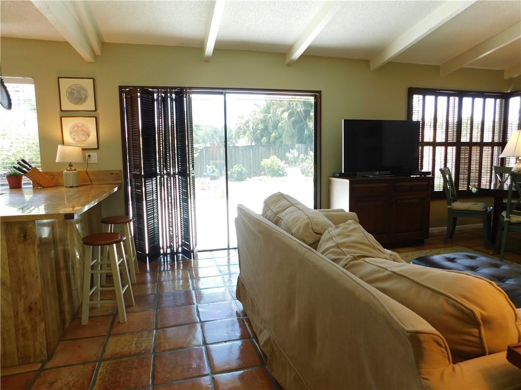 Jacaranda Lakes Sec 1 92- - Residential