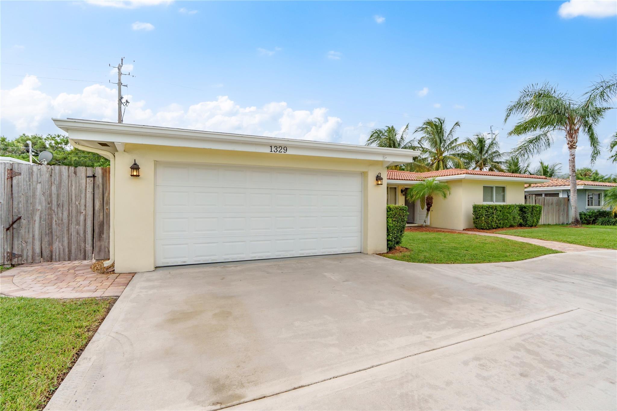 1329 SW 4th Ter