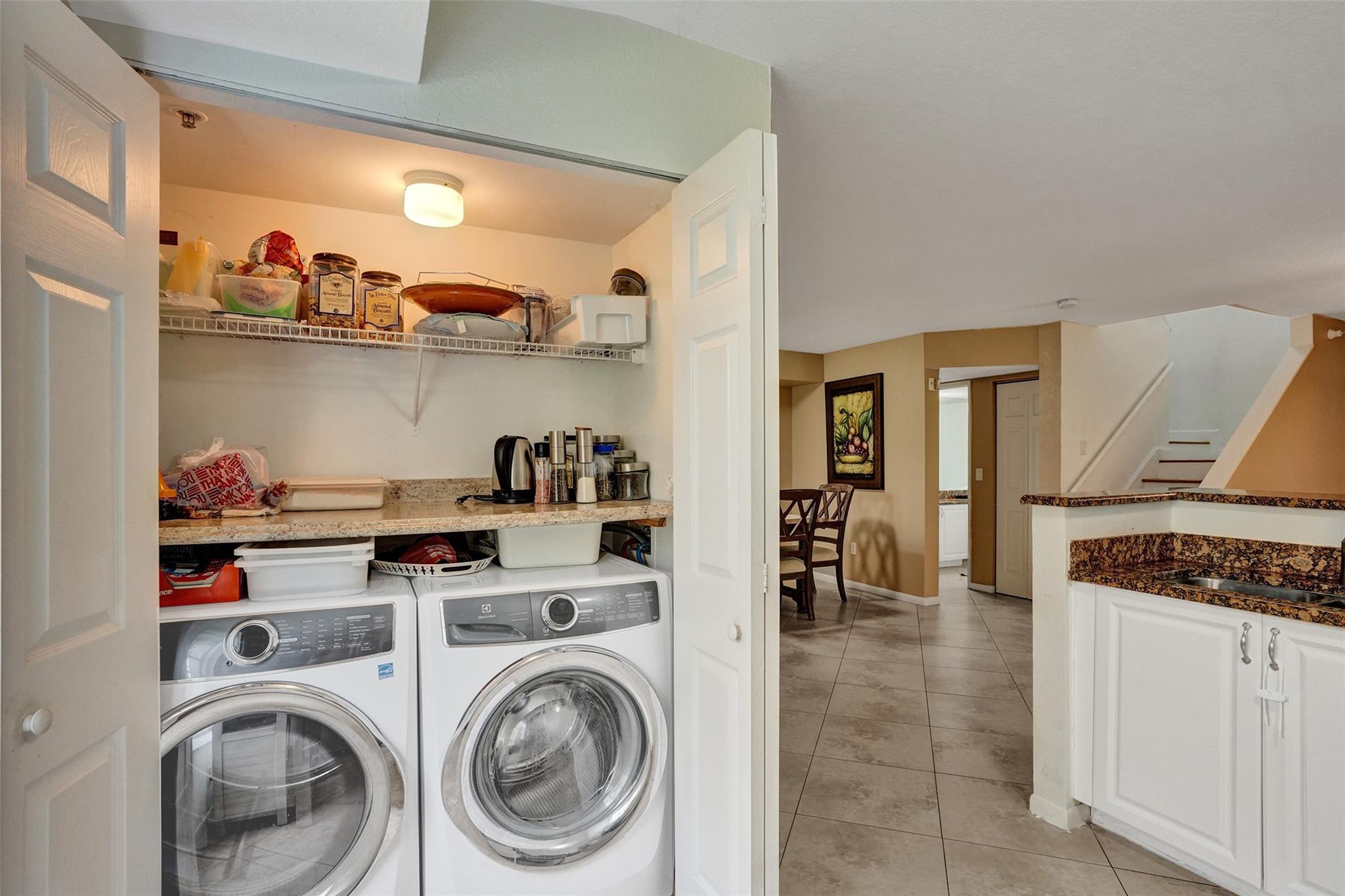 Yacht Club - Residential