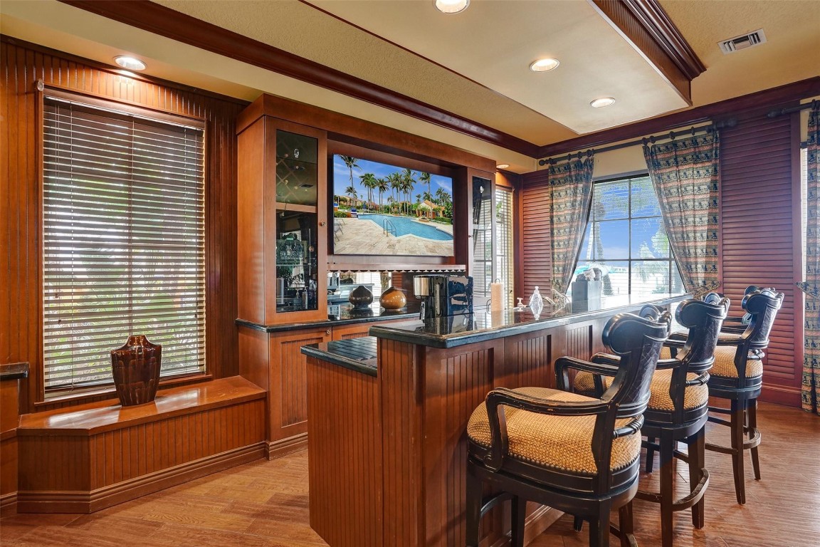 Yacht Club - Residential