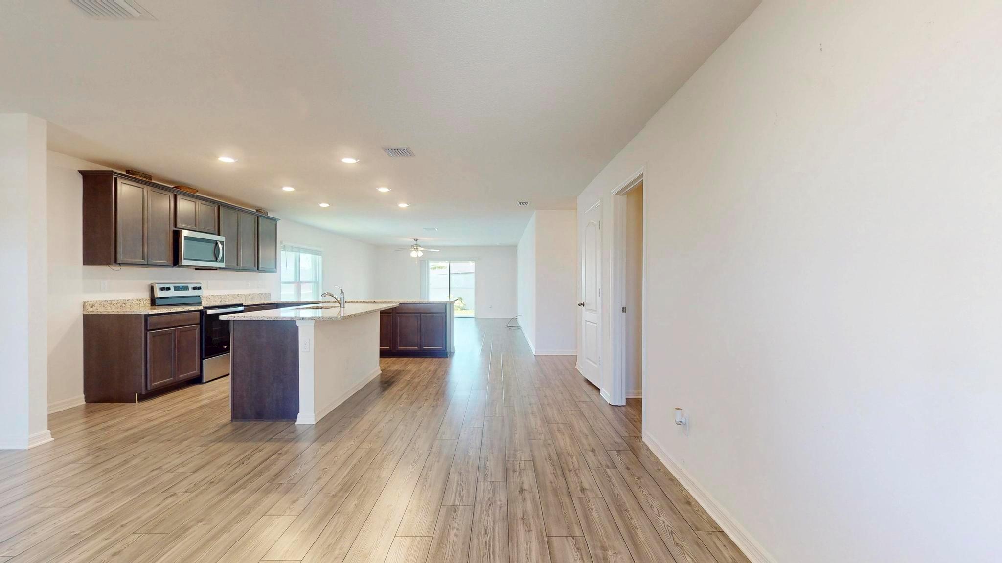 CELEBRATION POINTE - Residential