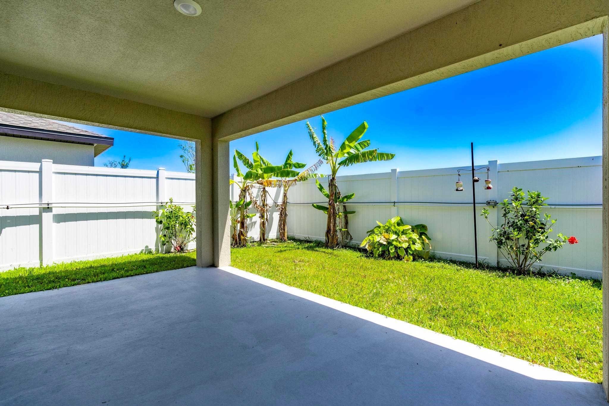 CELEBRATION POINTE - Residential