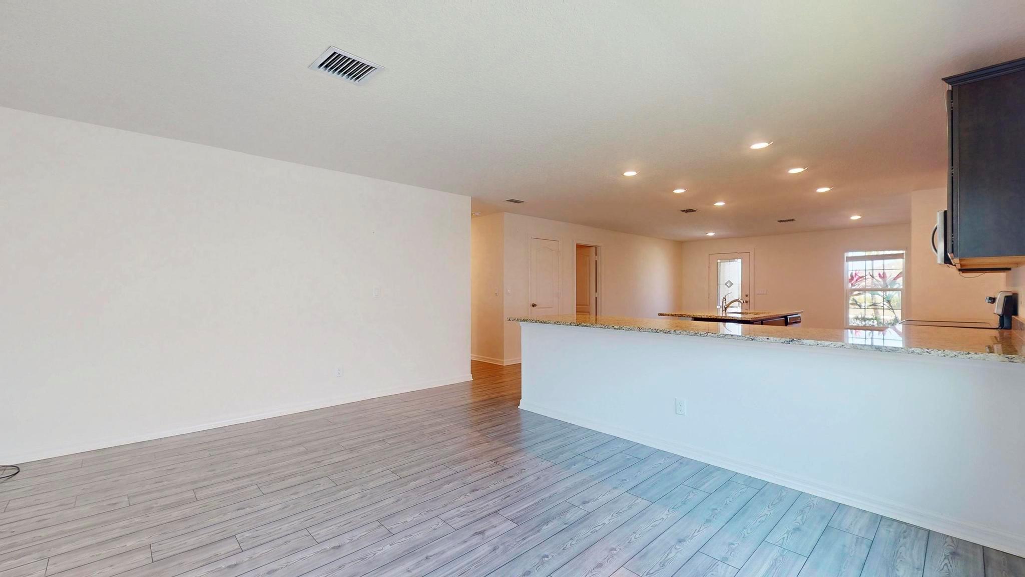 CELEBRATION POINTE - Residential