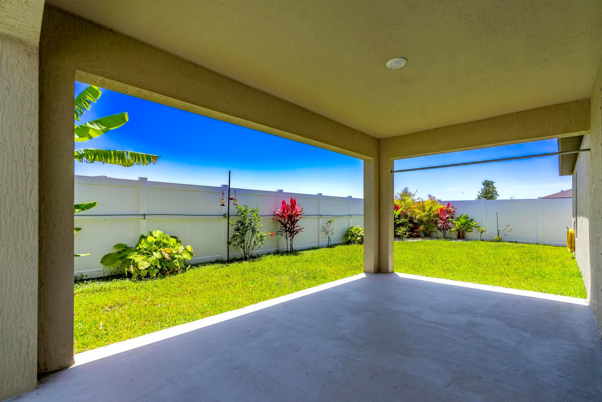 CELEBRATION POINTE - Residential